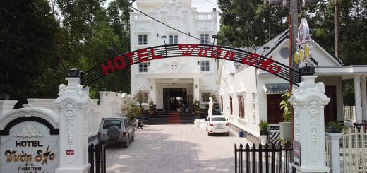 Khách sạn Vườn Sao Tri Tôn