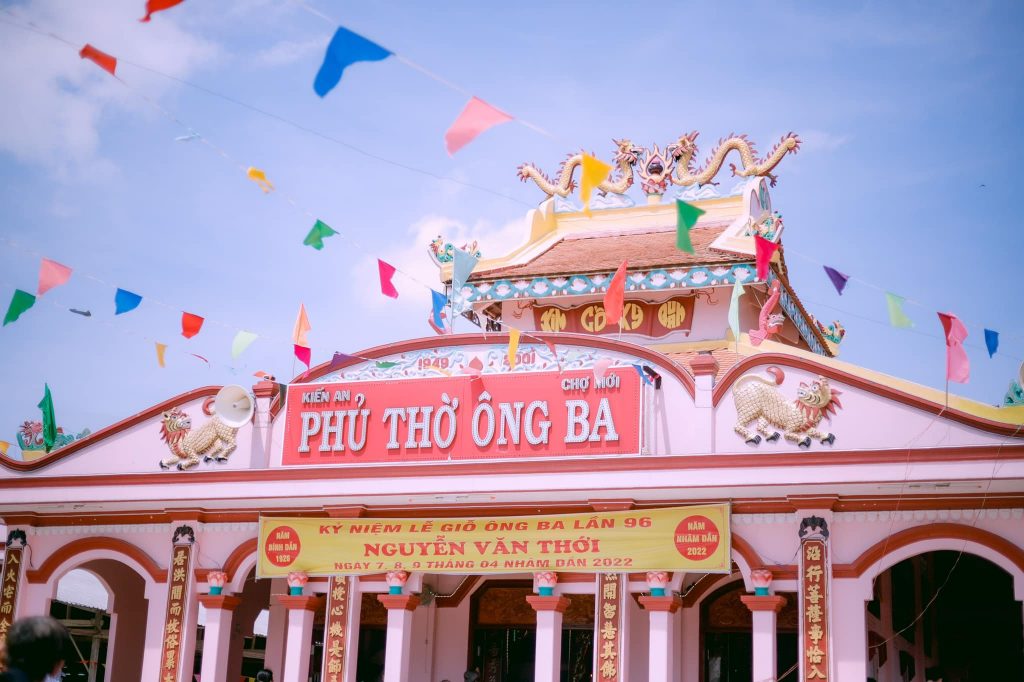 Lễ giỗ Ông Ba Thới ở Chợ Mới