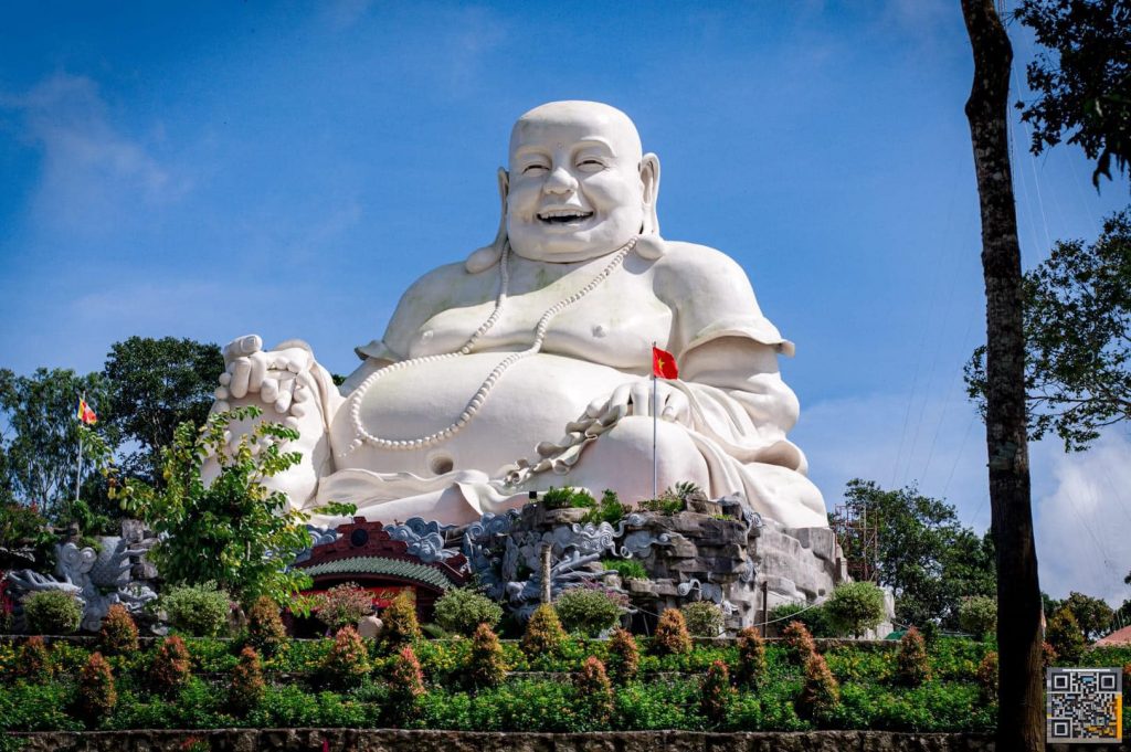 Du lịch Núi Cấm